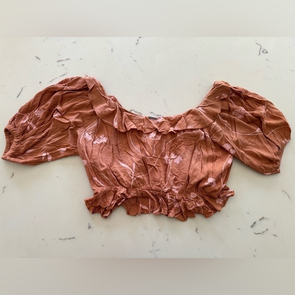 Billabong Flowy top, puff sleeves - Picture 4 of 6